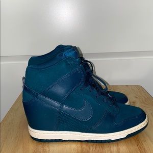 Nike Dunk Hi